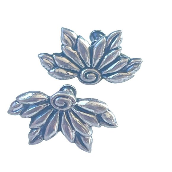 Vintage Sterling Silver Flower Screw Back 1940s Earrings Elegant Design for Wome - Picture 2 of 6